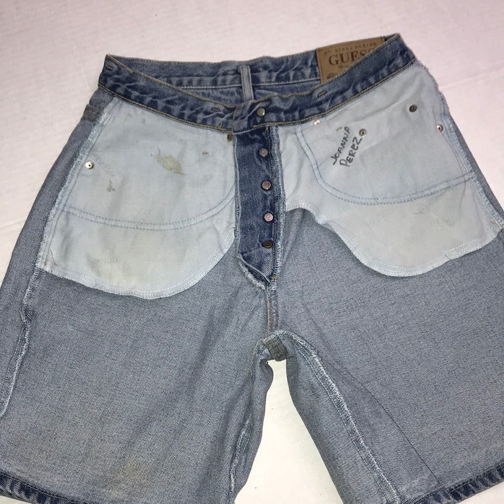 Guess Sz 2 Vintage Distress ButtonFly BermudaShort - Picture 3 of 8